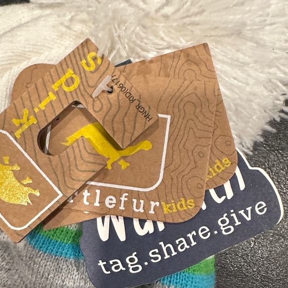 White and Gray Kids Pom-Pom Hat - Picture 4 of 6